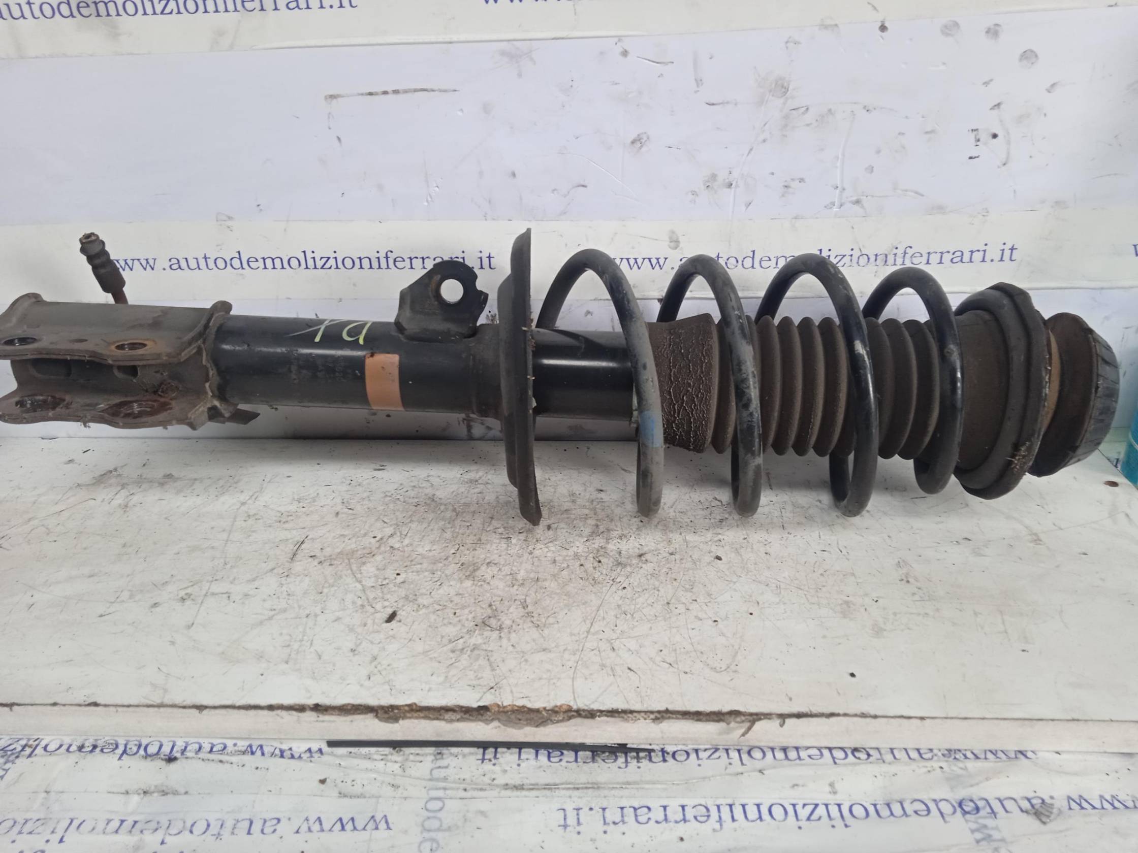 Ammortizzatore ant. dx.